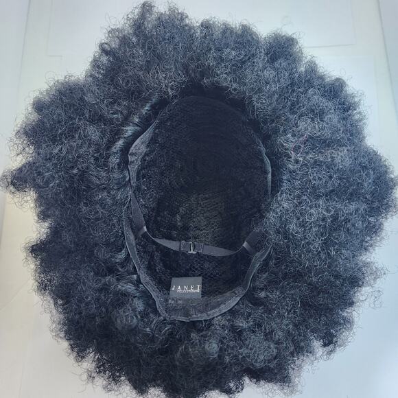 Afro Style wig by Janet - Picture 3 of 3